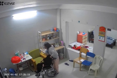 <a href="/tin-tuc" title="Tin tức" rel="dofollow">Tin tức</a>