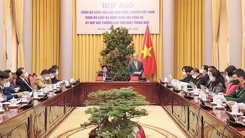 Công bố Luật sửa đổi, bổ sung một số điều của 9 luật khác nhau