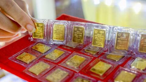 Vàng SJC tiến thẳng mốc 63 triệu đồng/lượng
