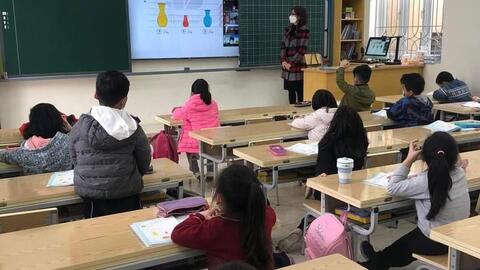 Hàng triệu học sinh náo nức trở lại trường