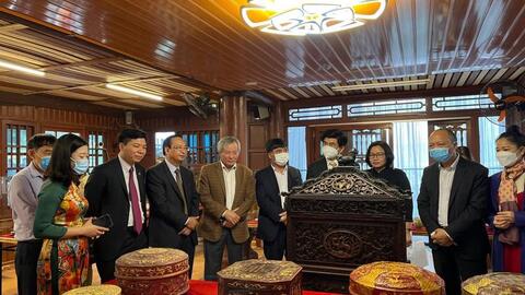 Khai mạc Trưng bày cổ vật “Ninh Bình - Nghìn năm văn hiến”