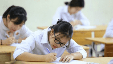 Giữ chất lượng khi trăm kỳ thi riêng “đua nở”