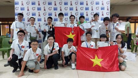 15 học sinh Hà Nội giành huy chương Olympic Toán học trẻ quốc tế
