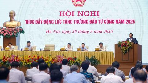 Thủ tướng: Đánh giá lại cán bộ những Bộ, ngành, địa phương để giải ngân chậm