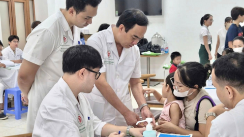 Bộ Y tế khẳng định không thể 'đổi ngành' nếu thiếu văn bằng, chứng chỉ phù hợp