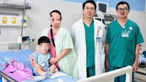 Bé gái 2 tuổi ở Đà Nẵng ngộ độc nặng do nuốt hóa chất thí nghiệm