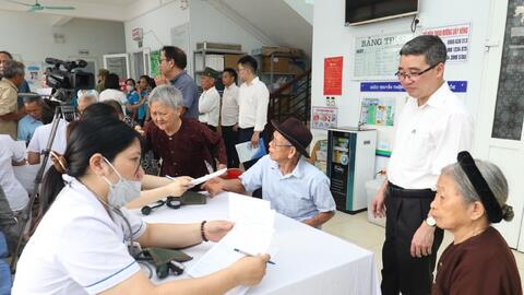Tiến Thắng chung tay hỗ trợ người yếu thế