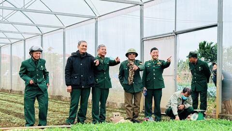 Hội Cựu chiến binh xã Nam Phù chuyển giao khoa học, kỹ thuật, giúp hội viên vươn lên làm giàu