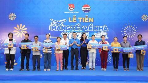 “Mang Tết về nhà” năm 2026 dành tặng 4.230 vé xe miễn phí