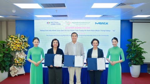 Long Châu khởi động chăm sóc sức khỏe sinh sản, cải thiện vô sinh hiếm muộn