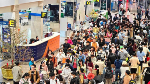 Giá vé máy bay Tết Nguyên đán tăng cao, đắt nhất hơn 1 chỉ vàng