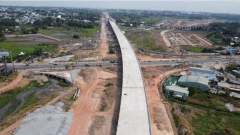 Vành đai 3 TPHCM đoạn qua Bình Dương đang thi công đường song hành