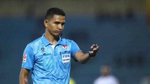 Trọng tài ngoại điều hành trận Hà Nội FC - Công an Hà Nội