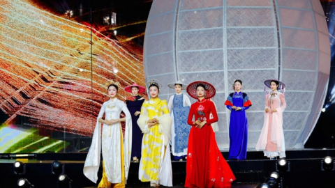 NTK Vũ Thảo Giảng gìn giữ di sản qua tà áo dài