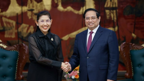 Thủ tướng đề nghị Thái Lan tạo thuận lợi cung ứng nhiên liệu hàng không