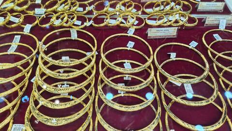 Đầu tuần, giá vàng “bất động”