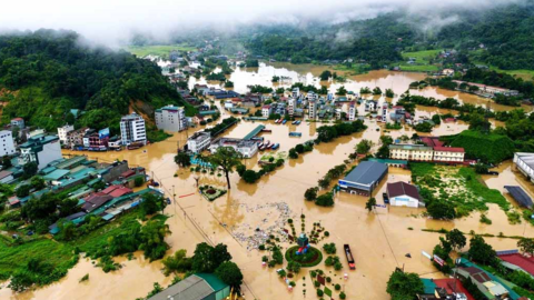 Kiểm điểm trách nhiệm tổ chức, cá nhân để vi phạm lấn chiếm sông Lô
