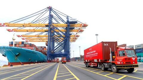 Tăng sức chống chịu để giữ đà tăng trưởng xuất khẩu