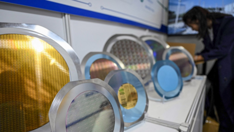 Giá chip tăng trên toàn cầu mở cơ hội cho doanh nghiệp Trung Quốc