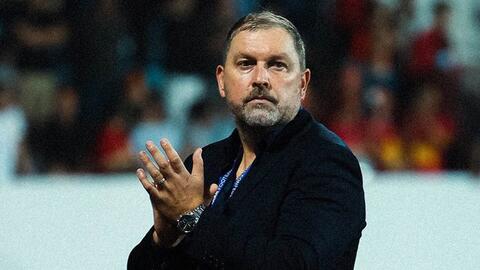 HLV tuyển Malaysia chịu sức ép lớn sau thất bại trước tuyển Việt Nam