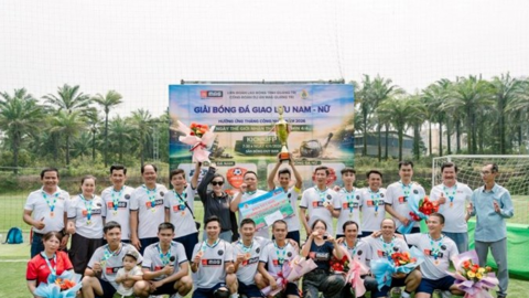 Gắn kết người lao động từ sân bóng đến “Bữa cơm Công đoàn” tại Dự án MAG Quảng Trị