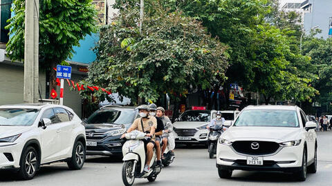 Thời tiết ngày 8/4: Hà Nội nắng nóng, nhiệt độ cao nhất trên 35 độ C