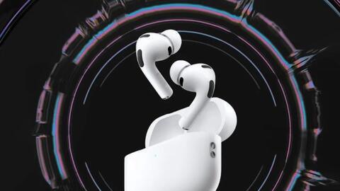 Phi hành gia NASA đeo AirPods khi tập luyện trên ISS