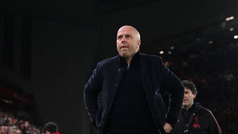 Áp lực gia tăng với Arne Slot và Liverpool sau trận thua PSG