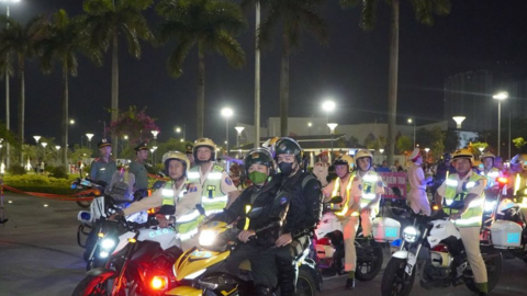 Công an Đà Nẵng ra quân trong đêm, ngăn chặn thanh thiếu niên tụ tập gây rối trật tự