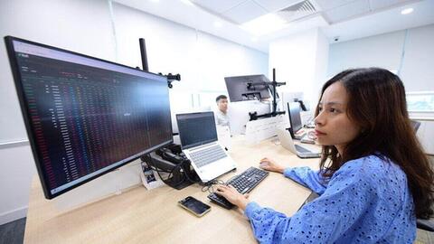 Chứng khoán bứt phá hướng tới mốc 1.800 điểm