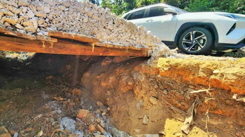 Phối hợp xử lý điểm đấu nối trái phép trên đèo Bảo Lộc