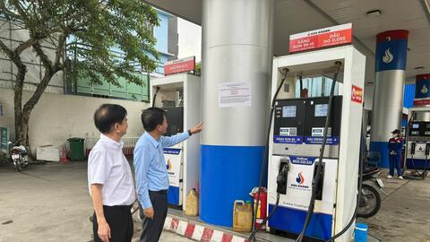 Xử phạt thương nhân đầu mối vi phạm quy định dự trữ xăng dầu