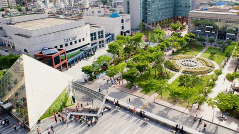 Hàn Quốc đưa AI vào đào tạo văn học