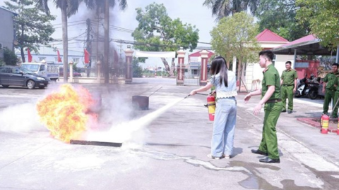 Tuyên truyền kiến thức phòng cháy chữa cháy cho đoàn viên