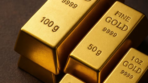 Vàng thế giới rơi dưới mốc 4.500 USD, bạc lao dốc khi đàm phán Iran bế tắc