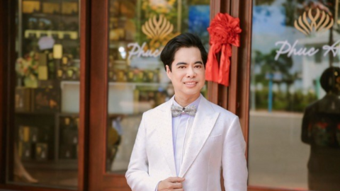 Ngọc Sơn vẫn cập nhật lịch diễn giữa lúc gây bàn tán về sức khỏe