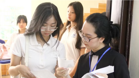 Gần 7.500 thí sinh tranh 490 suất vào lớp 10 Trường THPT chuyên ĐH Sư phạm Hà Nội