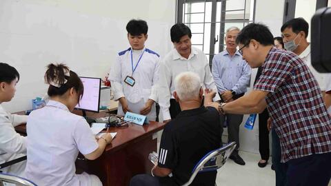 Đắk Lắk khởi động chương trình khám sức khỏe định cho người dân