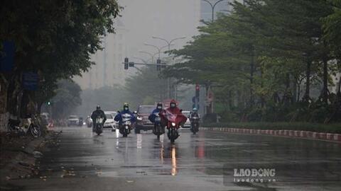 Sau 12 năm, miền Bắc bất ngờ đón không khí lạnh vào tháng 6 cao điểm mùa hè