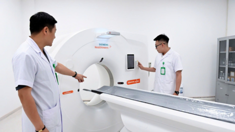 Bệnh viện Hữu nghị Việt Đức cơ sở 2 chính thức đón bệnh nhân, điều động 400 nhân viên y tế