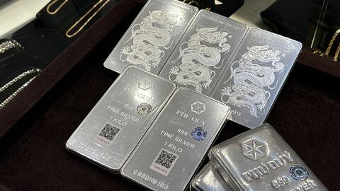 Giá bạc ngày 9/7: Bạc thế giới lùi về ngưỡng 60 USD/ounce, bạc trong nước đồng loạt đi xuống