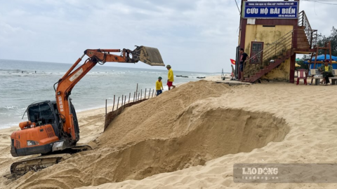 Xâm thực sắp nuốt bãi tắm nổi tiếng ở Quảng Trị