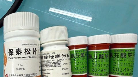 Nguy kịch sau khi uống 5 lọ thuốc mua theo lời truyền miệng