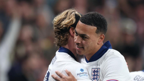 Lý do mức phí 100 triệu bảng ở Premier League không còn gây sốc