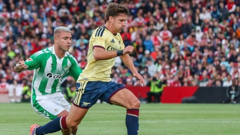 Arsenal và những dấu hiệu đáng lo ngại trước mùa giải mới