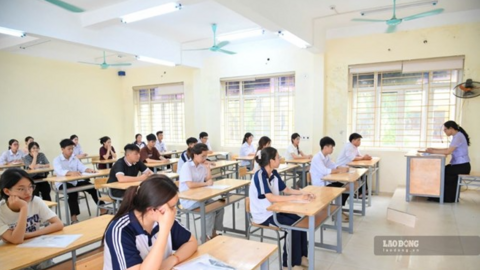 Mốc thời gian học sinh lớp 12, sinh viên năm cuối cần lưu ý về thẻ BHYT