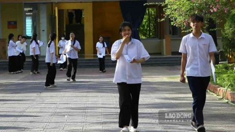 Giáo dục 24h: Một địa phương đưa ra 12 tiêu chí chọn hiệu trưởng sau sáp nhập trường học