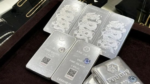 Giá bạc ngày 4/9: Bạc thế giới giảm nhẹ, bạc trong nước đi lên
