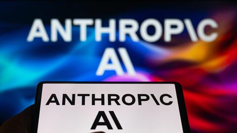 CEO Anthropic kêu gọi các công ty công nghệ kìm tốc độ phát triển AI vì lo ngại mất kiểm soát
