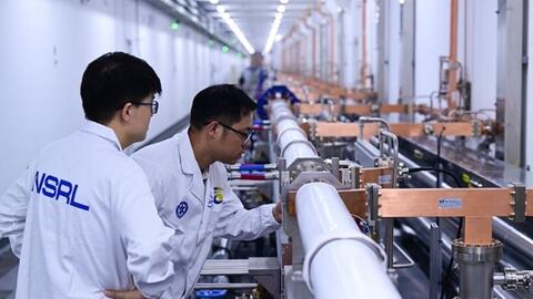 Trung Quốc tạo tia điện tử đầu tiên cho cơ sở synchrotron thế hệ mới
